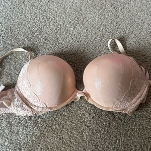 Elegant Lace Push-Up Bra - Pink